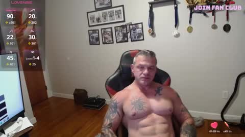 Snapshot of ass_chaser_1 chatting on September 2025 01:27:02 AM Ass Chaser online show from September 2025 01:27:02 AM