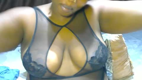 assplaybuttom online show from November 2025 08:41:01 PM