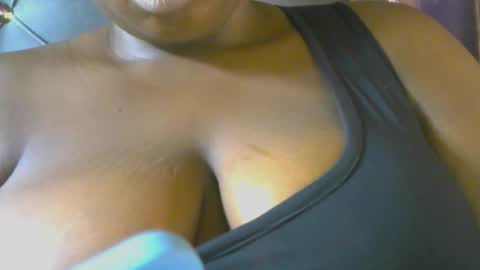 assplaybuttom online show from December 2025 02:02:02 PM