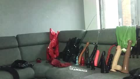sissyslut online show from December 2024 01:49:02 PM