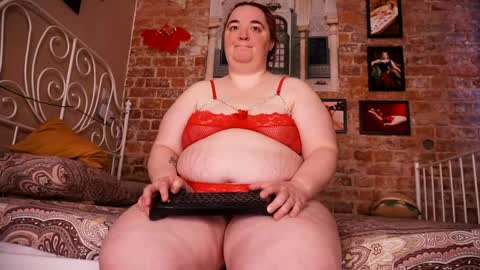 Snapshot of assgives chatting on April 2026 03:44:02 AM Eva online show from April 2026 03:44:02 AM