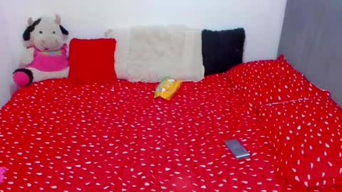 instagramsoofiaa giraldo online show from February 2025 10:37:01 PM