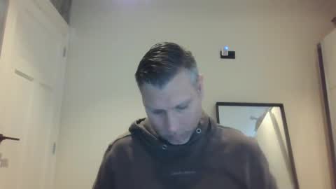 Snapshot of assmani28 chatting on January 2025 08:32:02 AM Assmani28 online show from January 2025 08:32:02 AM