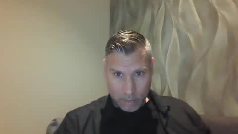 Snapshot of assmani28 chatting on October 2025 09:43:01 AM Assmani28 online show from October 2025 09:43:01 AM