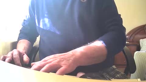 astelover online show from December 2024 02:03:02 PM