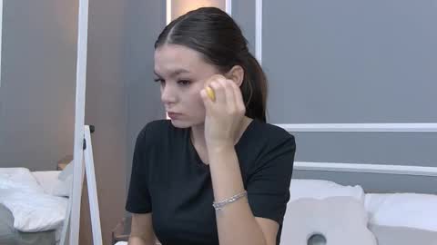 Snapshot of asterquinn chatting on October 2025 03:51:02 PM Aster Quinn online show from October 2025 03:51:02 PM