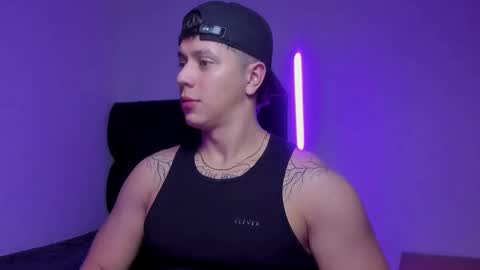 astonhills online show from November 2025 10:59:01 AM