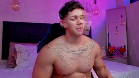 astonhills online show from April 2026 05:40:01 AM