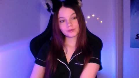 astradream_ online show from January 2026 10:14:02 PM