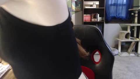 AstraeaSiren online show from January 2025 06:25:01 PM