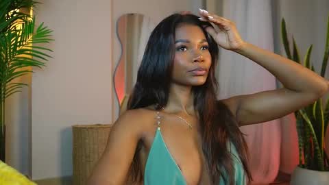 Astrea online show from March 2026 03:35:02 AM