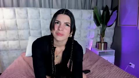 astrid_velle online show from February 2026 05:41:01 AM
