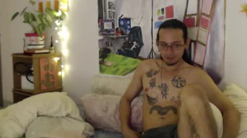 Astrid 69 online show from May 2026 06:47:02 PM