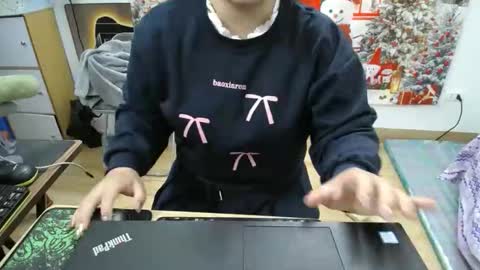 Snapshot of asuka_9x chatting on December 2025 10:40:01 PM asuka_9x online show from December 2025 10:40:01 PM