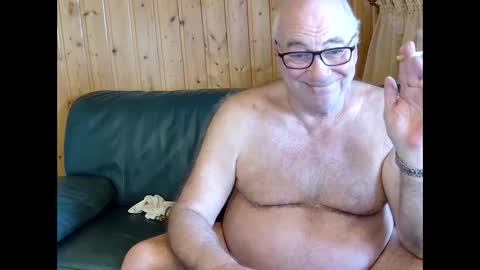 asusandy online show from February 2025 11:28:02 AM