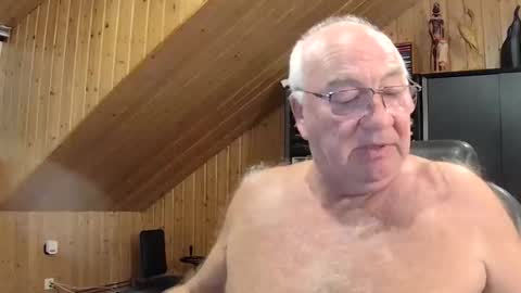 asusandy online show from September 2025 09:37:01 PM