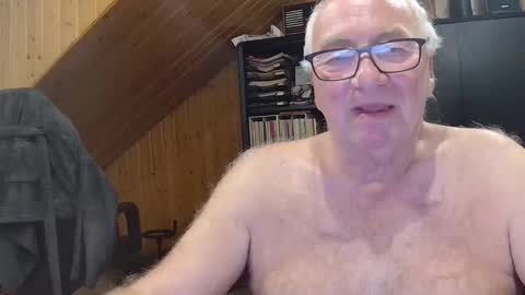 Snapshot of asusandy chatting on May 2026 11:56:01 PM asusandy online show from May 2026 11:56:01 PM