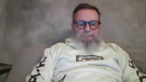 Snapshot of atatanka chatting on January 2025 08:49:01 PM atatanka online show from January 2025 08:49:01 PM