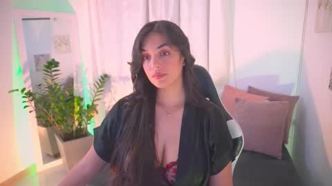 Snapshot of atena676 chatting on November 2025 01:39:02 AM atena676 online show from November 2025 01:39:02 AM