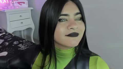 Snapshot of atena_hill chatting on December 2025 07:00:01 PM Athena online show from December 2025 07:00:01 PM