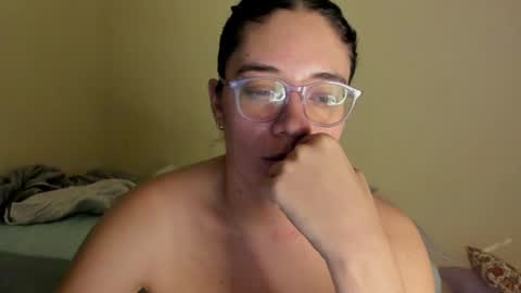 Snapshot of atenas__05 chatting on July 2026 09:25:01 AM atenas online show from July 2026 09:25:01 AM