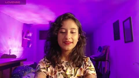 Snapshot of atenea_dragon__ chatting on December 2025 02:30:01 AM Atenea online show from December 2025 02:30:01 AM