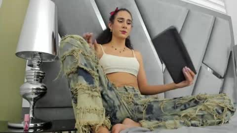 atenea online show from June 2026 06:52:02 AM
