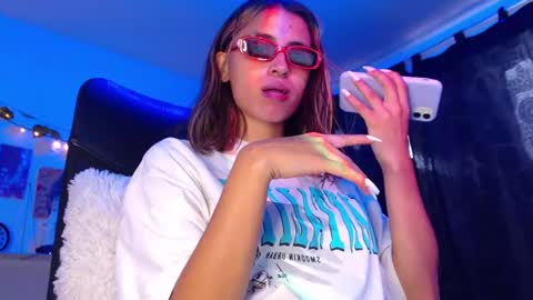 Snapshot of ateneasairce chatting on December 2024 03:13:02 PM Atenea online show from December 2024 03:13:02 PM