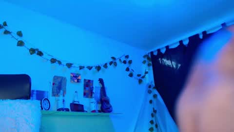 Snapshot of ateneasairce chatting on December 2024 03:24:02 PM Atenea online show from December 2024 03:24:02 PM