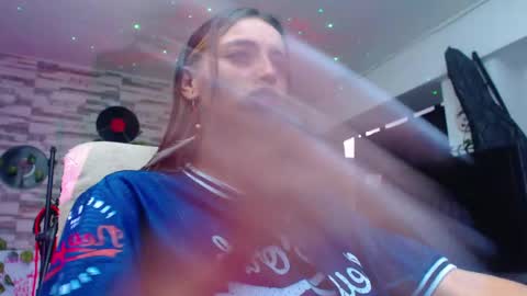 Snapshot of ateneasairce chatting on January 2025 02:42:01 PM Atenea online show from January 2025 02:42:01 PM