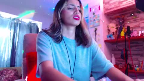 Snapshot of ateneasairce chatting on February 2025 03:52:01 PM Atenea online show from February 2025 03:52:01 PM