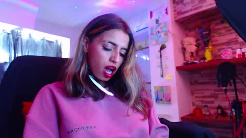 Snapshot of ateneasairce chatting on February 2025 06:02:02 PM Atenea online show from February 2025 06:02:02 PM