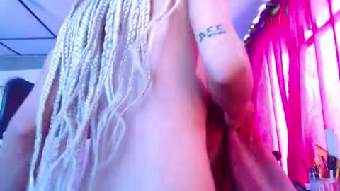 Snapshot of ateneasairce chatting on September 2025 01:25:02 PM Atenea online show from September 2025 01:25:02 PM