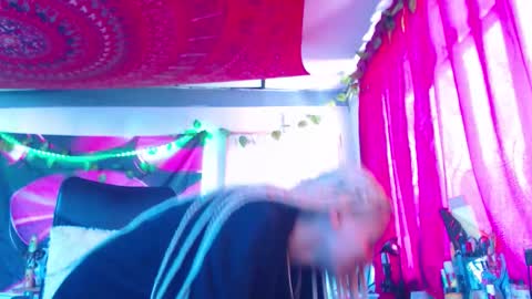 Snapshot of ateneasairce chatting on October 2025 02:04:02 PM Atenea online show from October 2025 02:04:02 PM