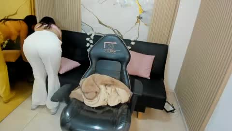 Snapshot of athenaa_tay chatting on May 2026 03:26:01 AM Atenea online show from May 2026 03:26:01 AM