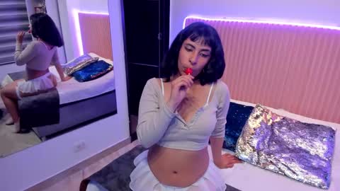 Snapshot of athenea_brown chatting on December 2024 03:18:02 AM Athenea online show from December 2024 03:18:02 AM