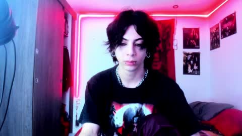 athenauwu online show from December 2024 08:58:02 AM