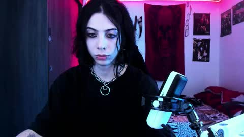 athenauwu online show from October 2025 05:29:02 AM