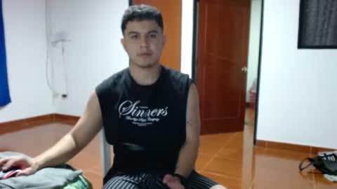 Robin online show from November 2025 01:27:02 AM