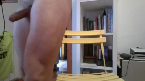 Snapshot of athleticstud_ chatting on October 2025 02:35:02 PM athleticstud_ online show from October 2025 02:35:02 PM