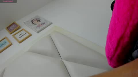 Atilana Diaz online show from April 2026 08:57:02 PM