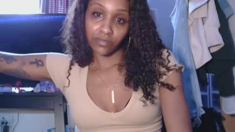 AtirahCali online show from April 2026 10:37:02 PM