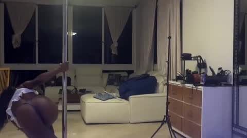 Lovely and Japan online show from April 2026 01:14:01 AM