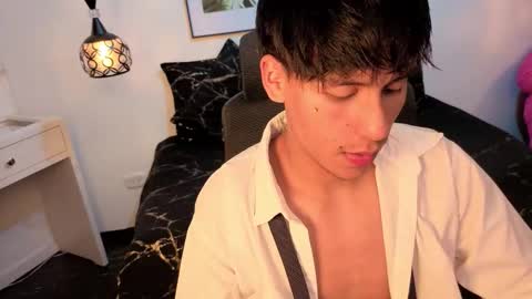 Snapshot of atlasvg chatting on December 2025 03:14:02 AM Atlas online show from December 2025 03:14:02 AM