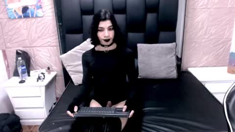 Snapshot of atley_dolly_ chatting on March 2026 10:05:01 PM ATLEY online show from March 2026 10:05:01 PM