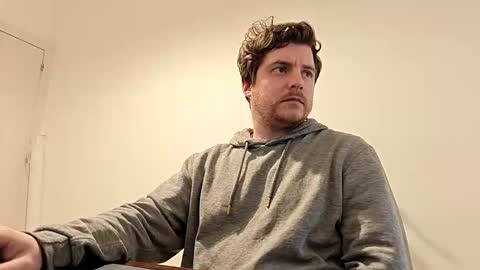 Snapshot of atomicoliver chatting on February 2026 11:53:01 AM atomicoliver online show from February 2026 11:53:01 AM