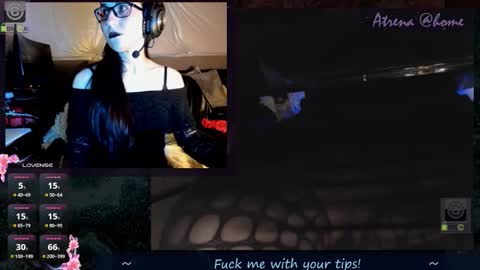 Atrena online show from October 2025 01:38:01 AM