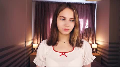 Jolyn online show from October 2025 06:08:02 AM