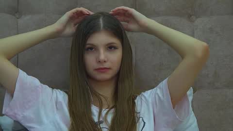 Snapshot of audreybarlow chatting on February 2025 05:39:02 PM Audrey online show from February 2025 05:39:02 PM