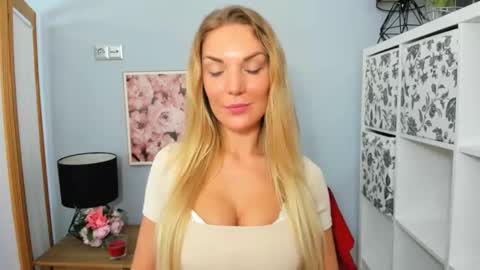 AulloraSensual online show from February 2025 09:37:01 AM